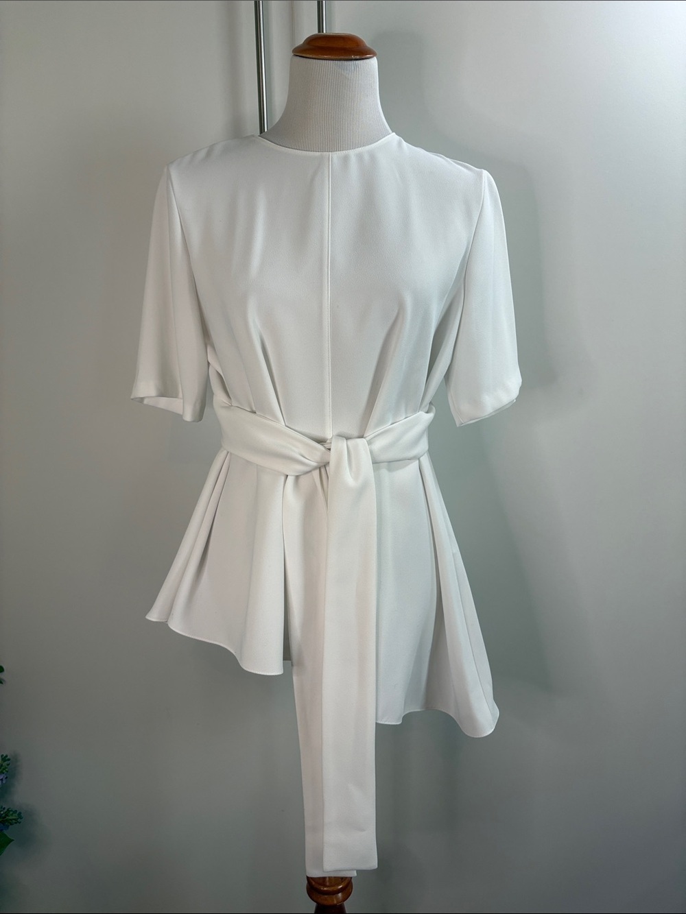 Zara White Tie-Waist Peplum Blouse L